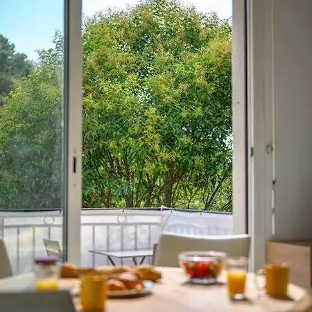 La Julia - Calme - Spacieux - Parking Prive - Climatisation Μεντόν