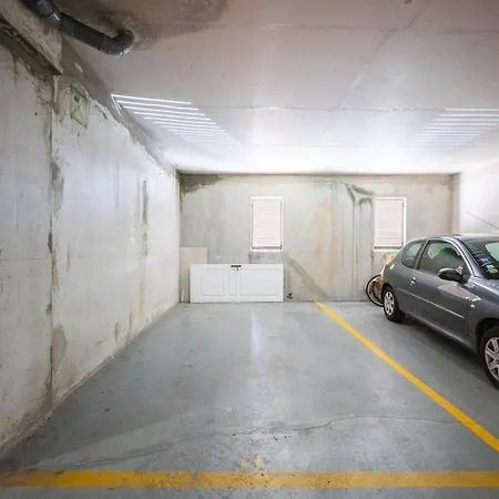 La Julia - Calme - Spacieux - Parking Prive - Climatisation Apartment