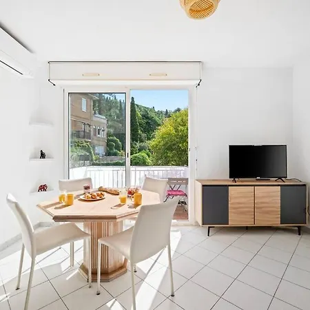 Apartment La Julia - Calme - Spacieux - Parking Prive - Climatisation