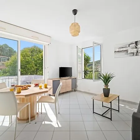 Apartment La Julia - Calme - Spacieux - Parking Prive - Climatisation *